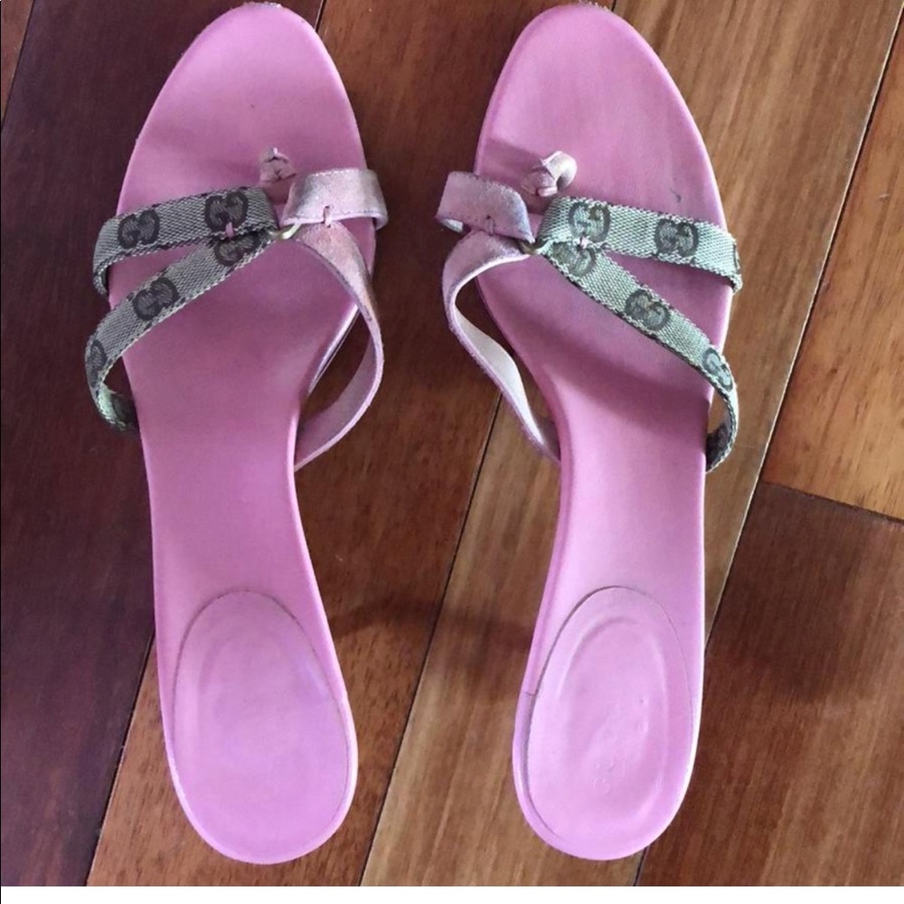SOLD Gucci Kitten Heels